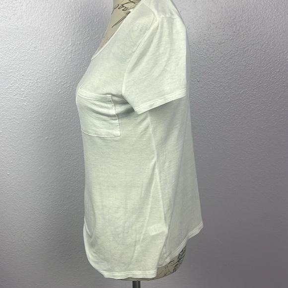 White Basic Layering Tee - Picture 3 of 5